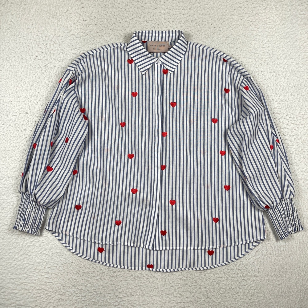 White Closet Button Down Womens L Blue Heart Embroidered Smocked Cuff Coquette